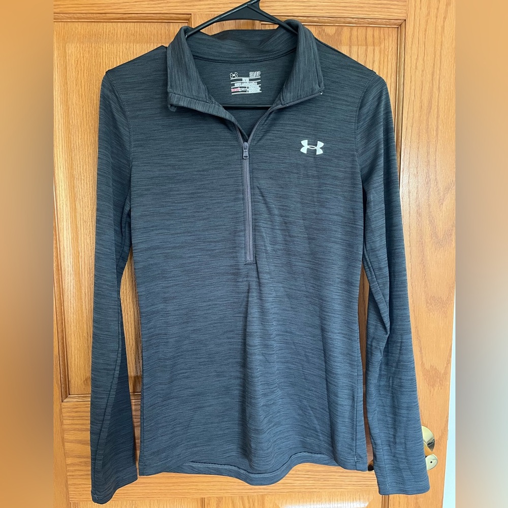 Women’s Under Armour Gray Quarter Zip